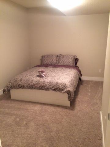 2 bedroom furnished basement suite avaiable Nov 1st