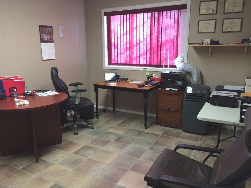 4 professional offices, hwy 16A exposure, paved, Stony Plain