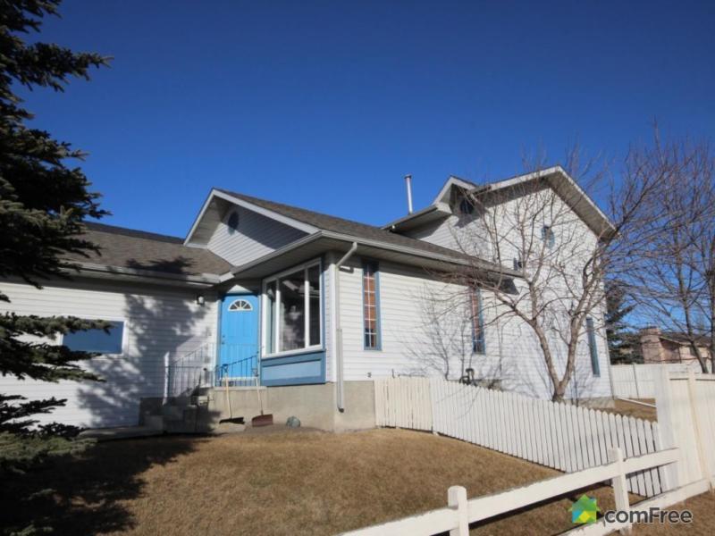 $379,000 - Split Level for sale in Airdrie