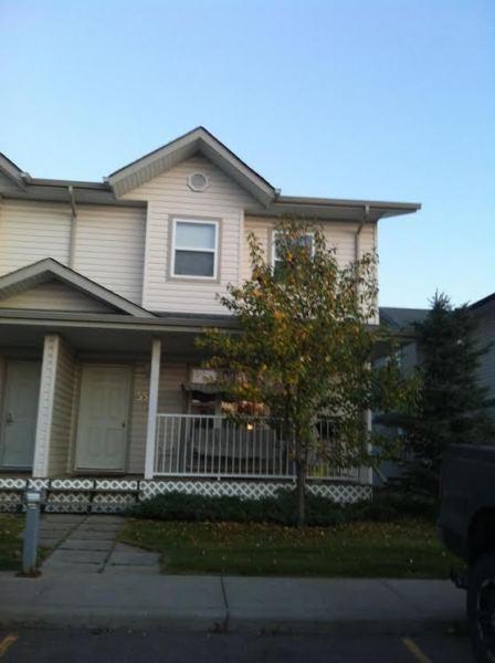 2 BEDROOMS TOWN HOUSE FOR SALE BY ST.MARTHA SCHOOL..TIMBERLEA
