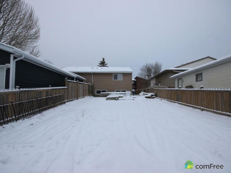 $420,000 - Semi-detached for sale in