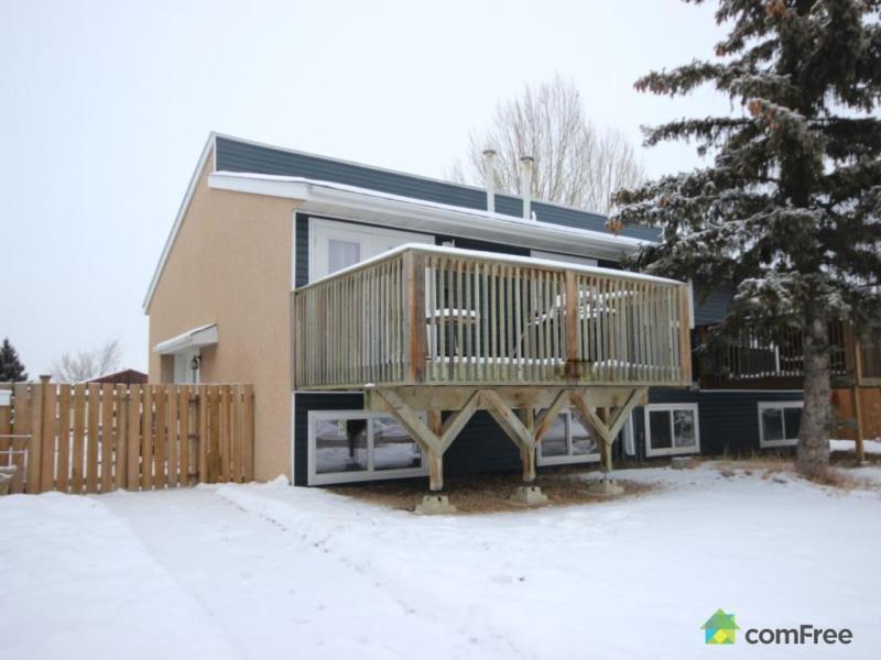 $420,000 - Semi-detached for sale in