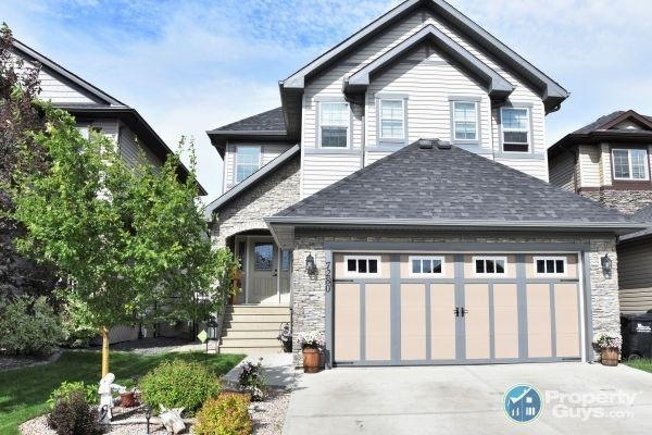 WOW! ***PRICE DROPPED TO $594,500*** Sherwood Park