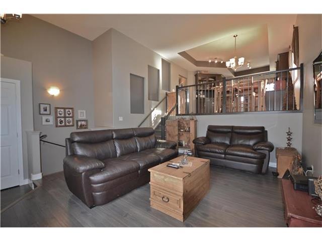 ~ ATTRACTIVE HOME, WITH GOOD VALUE & BACKING ONTO SCHOOL YARD ~