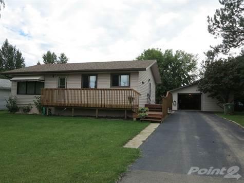 Homes for Sale in Lashburn, Saskatchewan $269,500