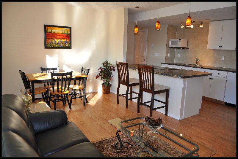 *AWESOME!* Gorgeous 2 bdrm LeGaL Lwr Deerpark! Avail today!