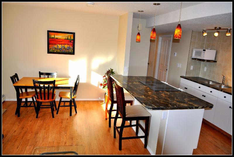 *AWESOME!* Gorgeous 2 bdrm LeGaL Lwr Deerpark! Avail today!