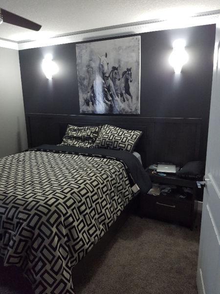 BEAUTIFUL MASTER BEDROOM AVAILABLE FOR RENT.!!!!