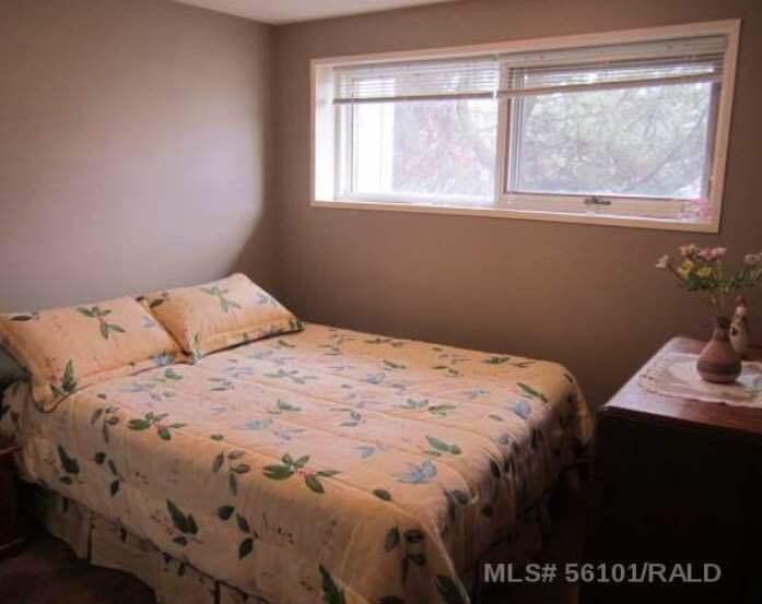 Basement on SK- one bedroom,bath&living space @$600.00
