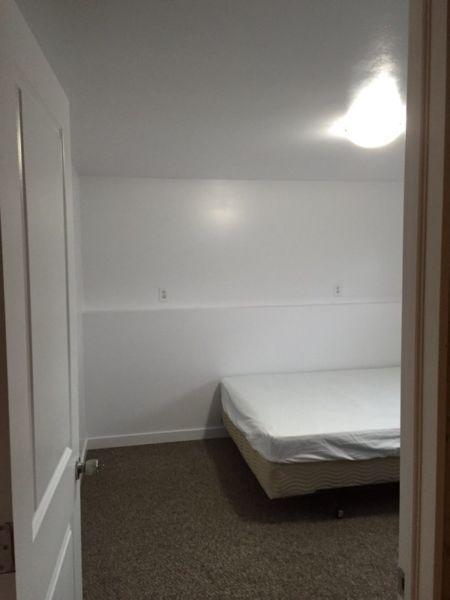 Large room for rent nov 1 2016