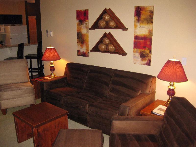 2 bedroom Canmore Condo for Thanksgiving Week