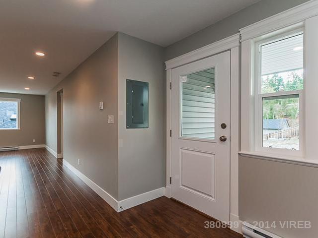2 bdrm suite in South  (cinnabar valley)