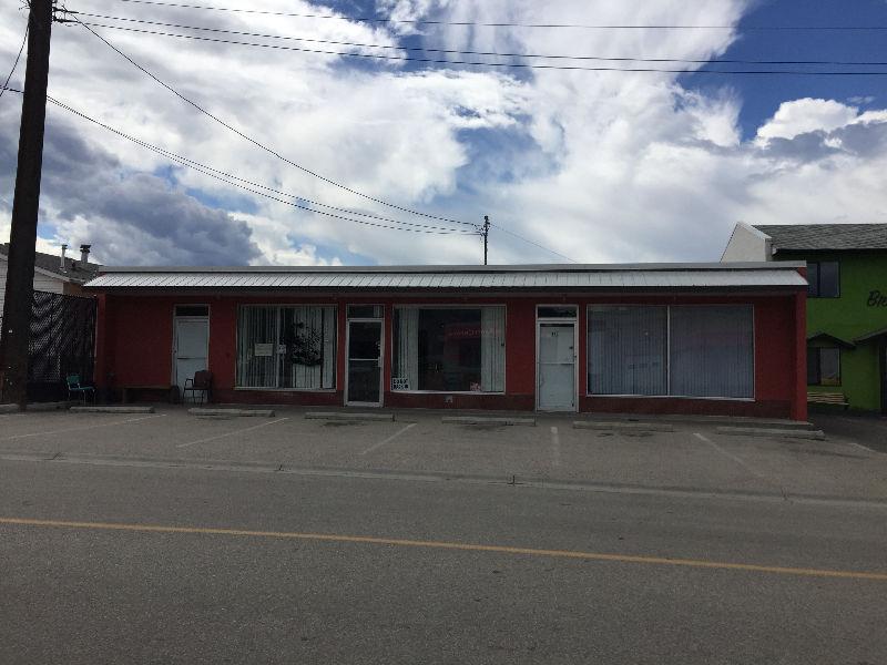 Commercial Building for Sale