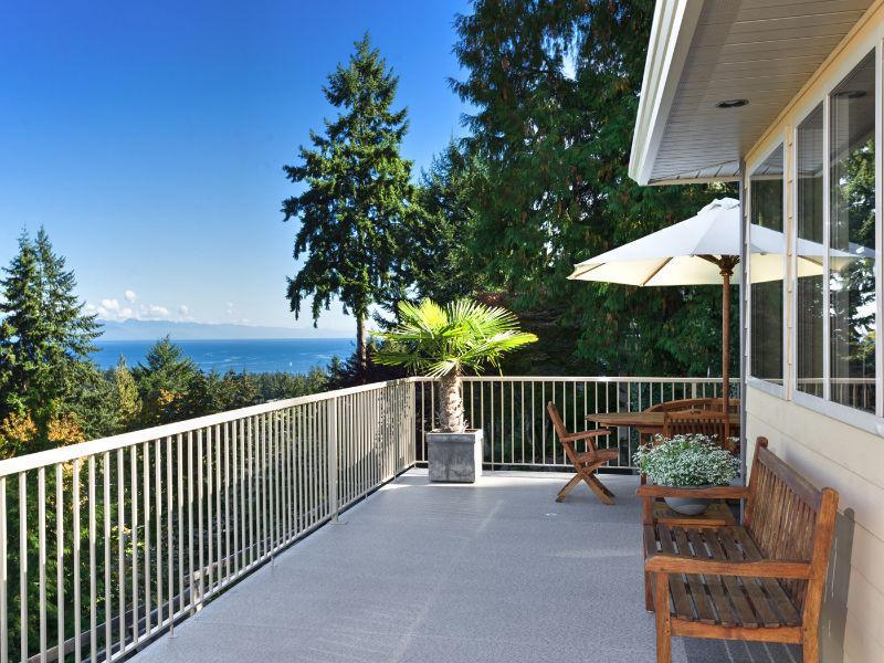 Gorgeous Ocean View Home in Great Location
