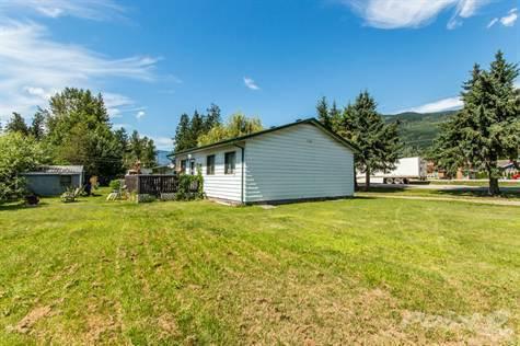 Homes for Sale in Sicamous,  $247,500