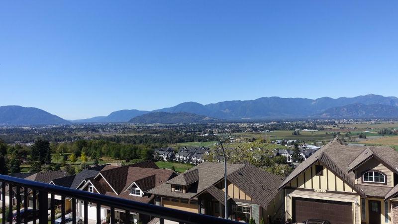 4 Bedroom Home with Gorgeous View on Promontory Mountain