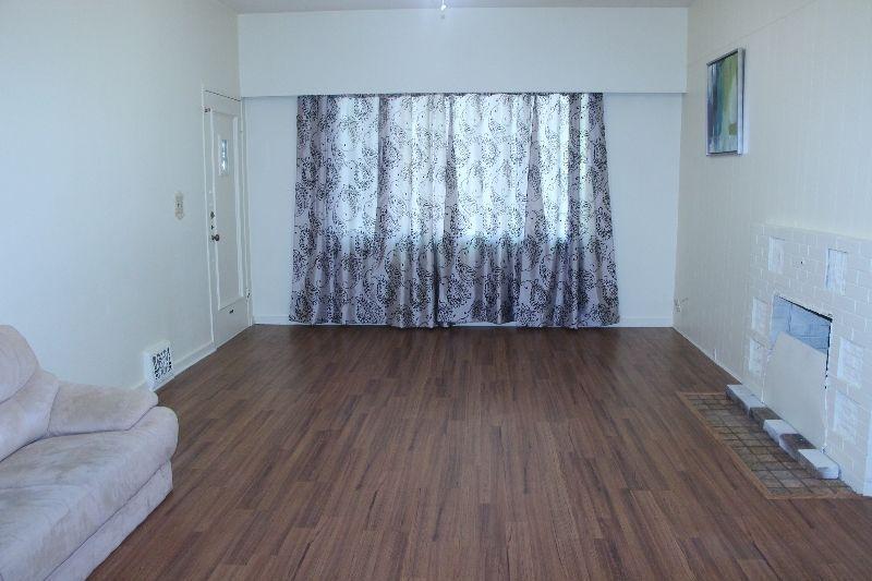 Spacious, Bright, 4 Bd rm + office Upper Hse (South Granville)