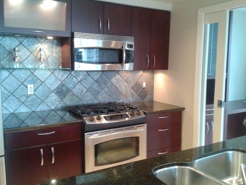 Yaletown spacious 2 br+den with stunning water views Available