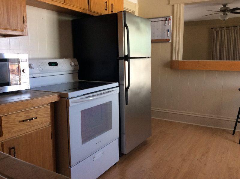 Charming 1 Bedroom - everything included - Available December 1