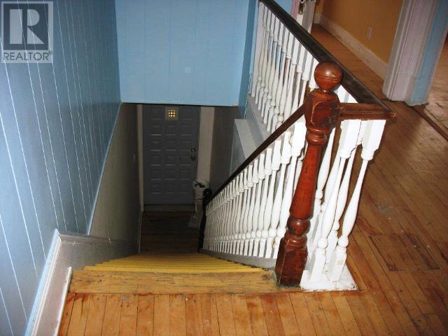 1 bedroom apartment near oulton college