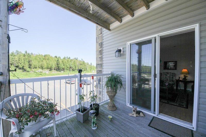 40 Technology Dr - 2 Bdrm from $930 - Beautiful Modern Location