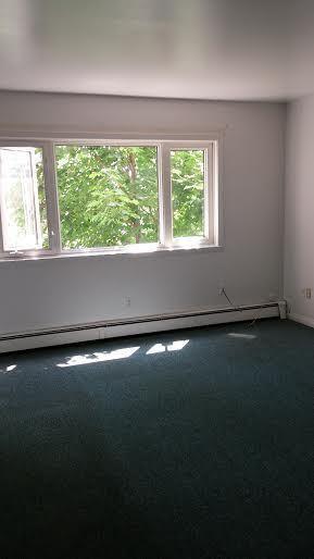 SPACIOUS 2 BDRM UTITILITIES INCLUDED