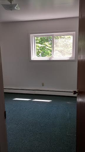 SPACIOUS 2 BDRM UTITILITIES INCLUDED