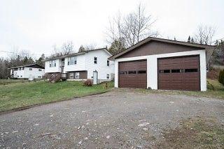 Check this out! Split entry with detached double garage!!