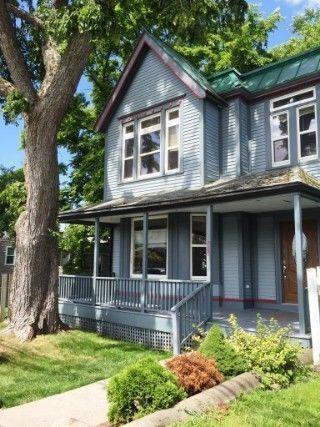 Fully Renovated Victorian Style, very large lot!