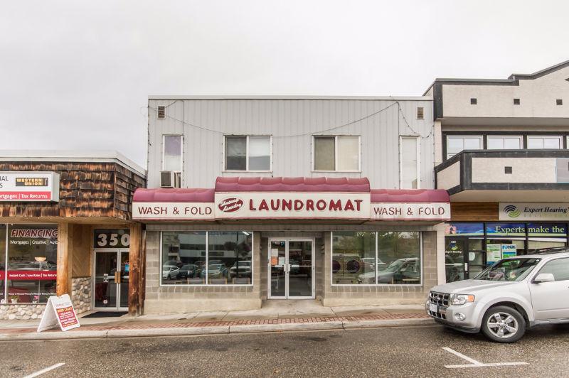 330 Ross Street, NE Salmon Arm - Be your own boss!