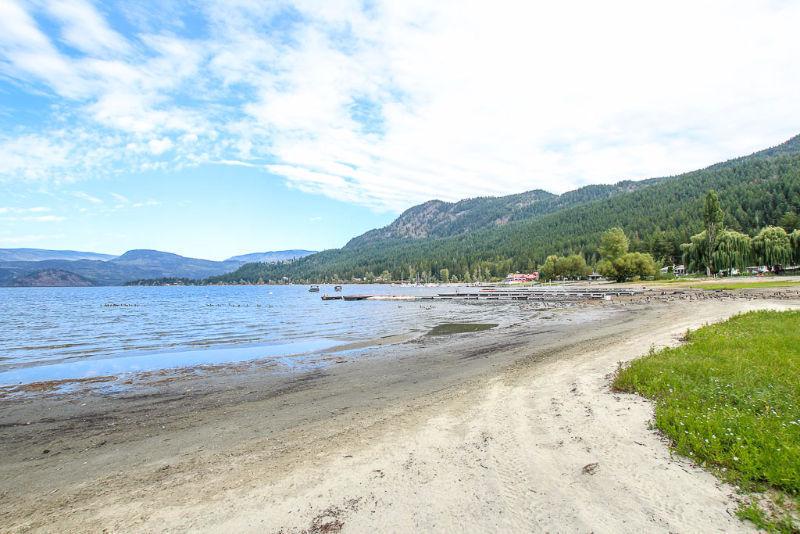 Blind Bay - 1.33 Acre Lakeshore Property with 2,000sqft Rancher