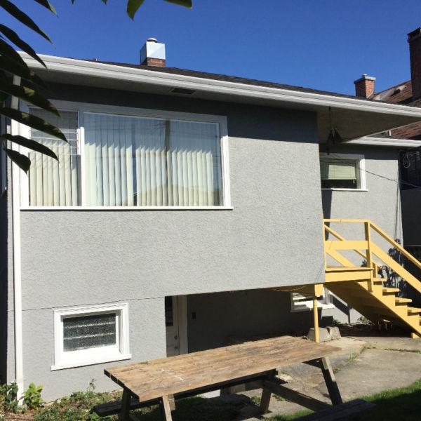 2br - Live in the heart of Kits in a vintage 2 bedroom home