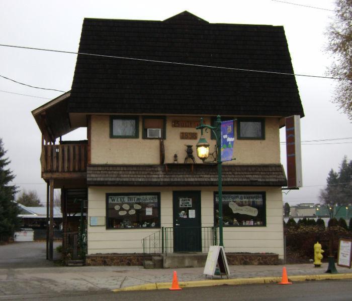 Commercial Building Downtown Lumby REDUCED PRICE